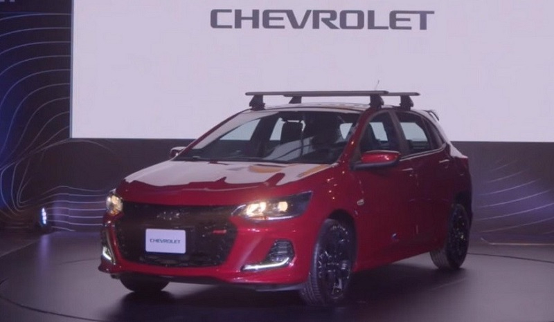  Chevrolet Onix RS:        